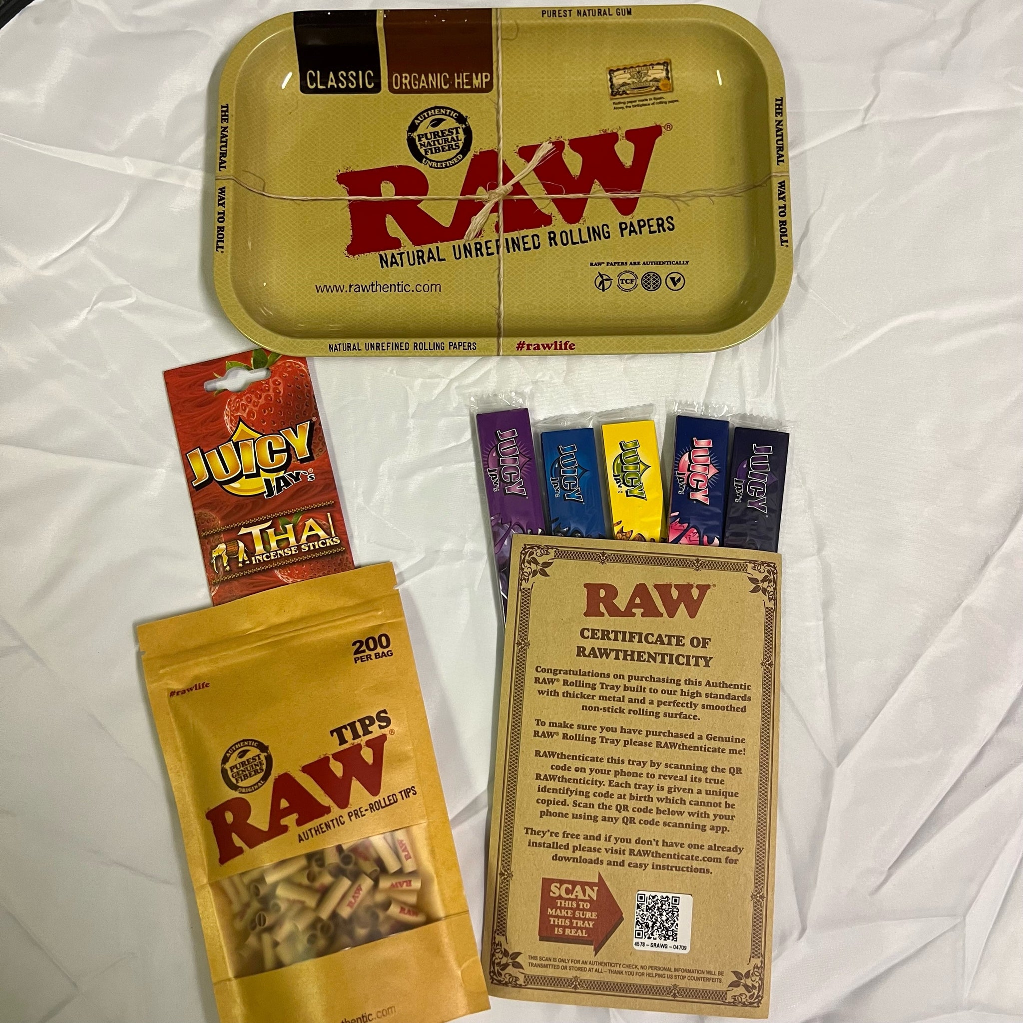 Christmas Secret Santa Raw Classic Organic Tray Bundle £20